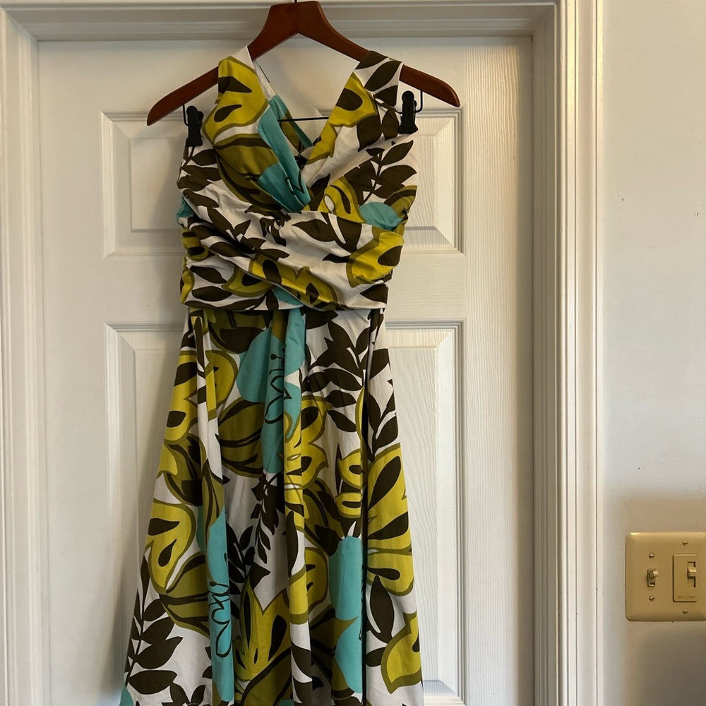 Madison Leigh Matcha and Blue Leaf Print Midi Dress - Picture 2 of 9